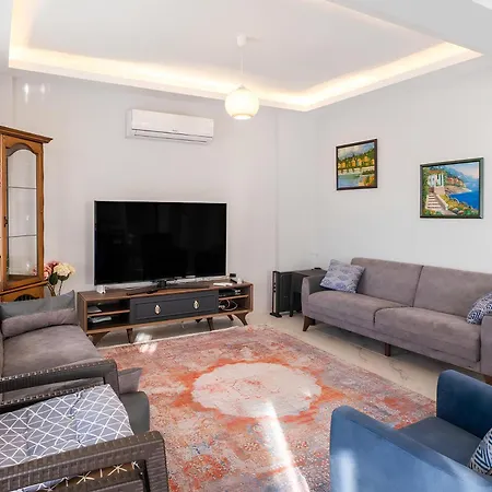 Tranquil Peaceful Tunc Villa Fethiye